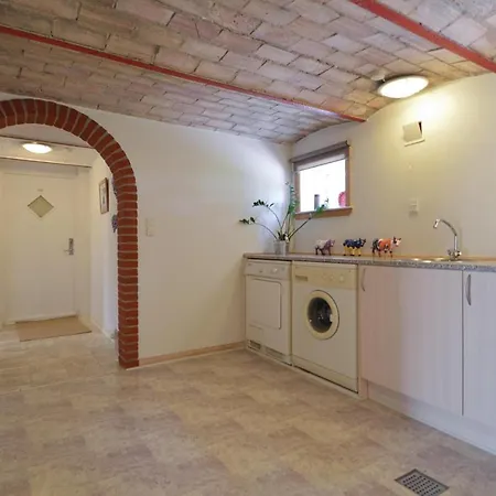 Nice In W/ 2 Bedrooms Hébergement de vacances *